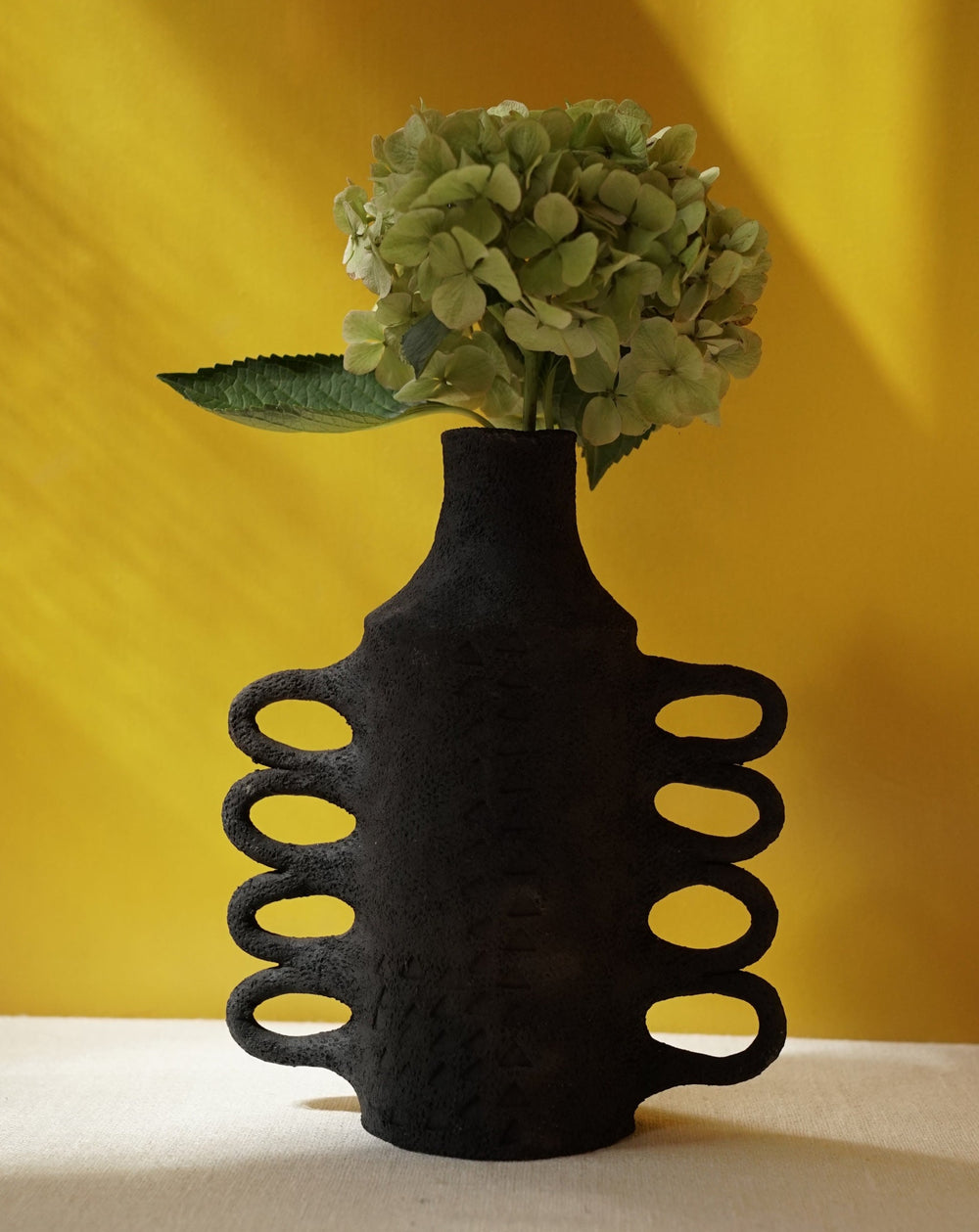 Saaya Vase 01
