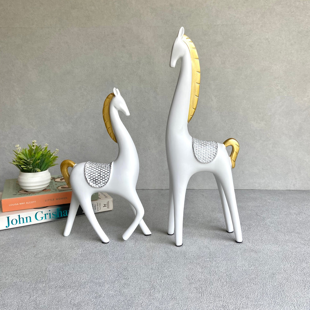 Willow Horse Sculpture (Set of 2)