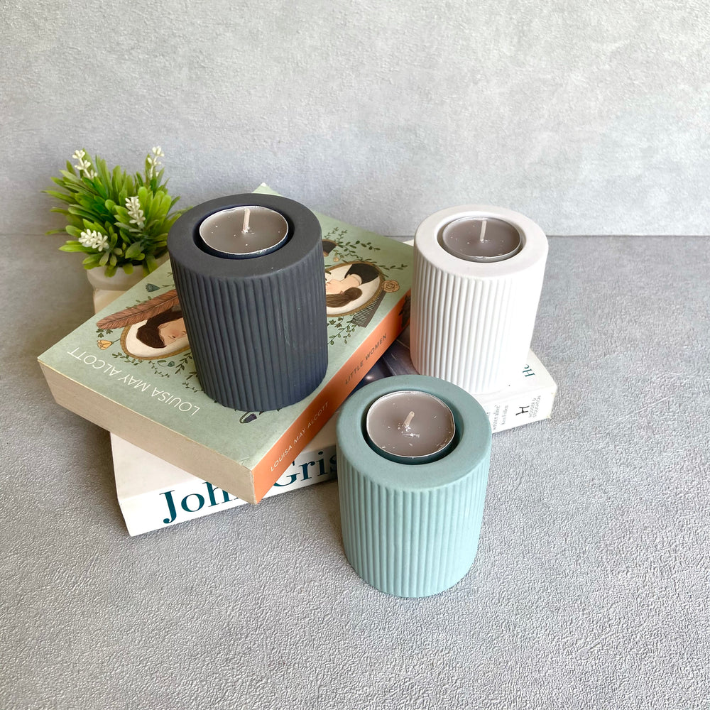 Mila Striped Candleholders (20% OFF)