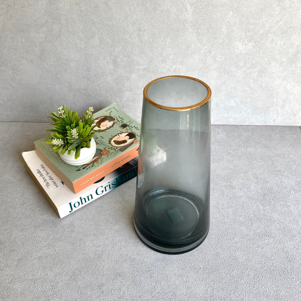 Willa Smoky Glass Vase